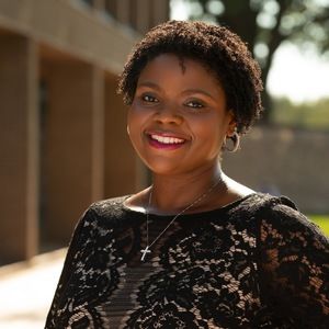 Meet your Posher, Toni